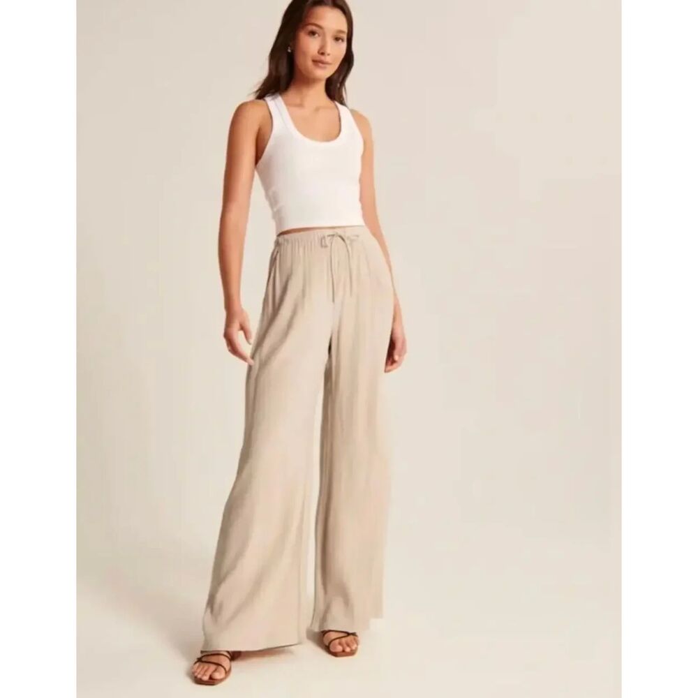 A&F Women's Gemma Crinkle Wide Leg Pull-On Pant Tan Drawstring Flowy Boho Sz L